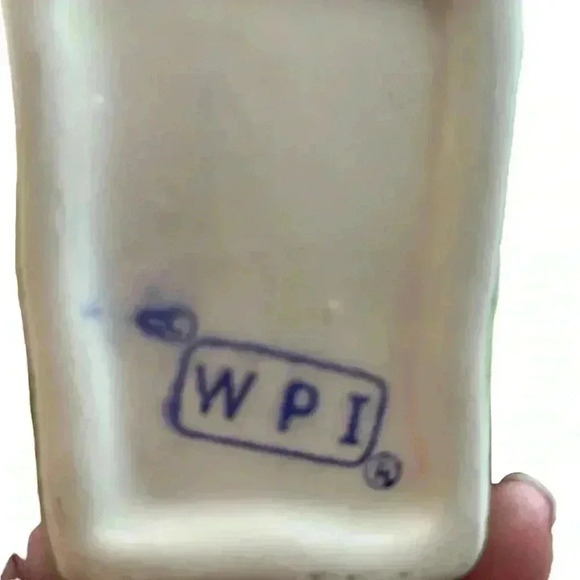 Small Porcelain Bag/Vase or Storage from BellaCasa by Ganz Butterflies - Picture 8 of 8